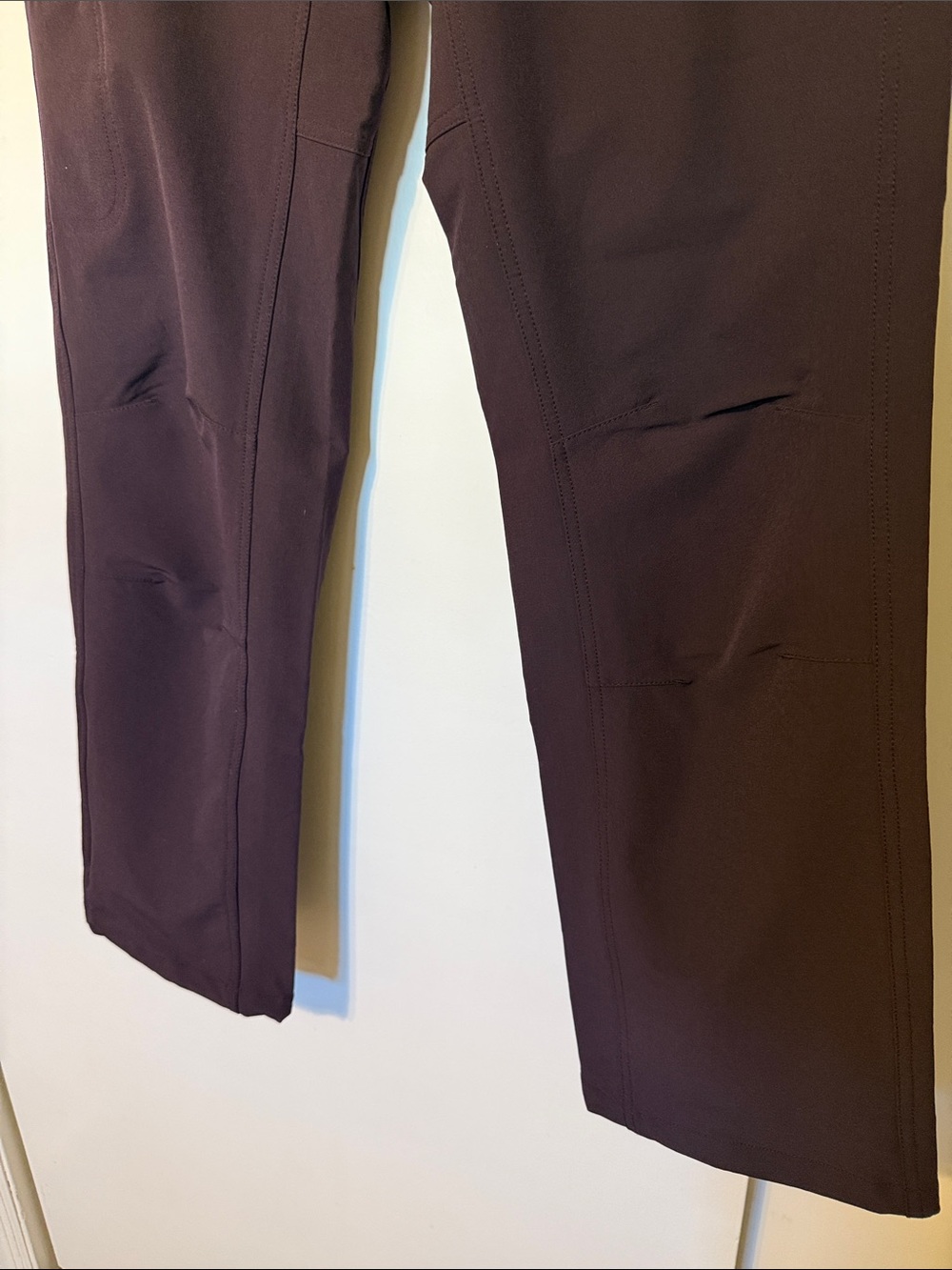 The North Face Soft Shell Stretch Hiking Pants with Zippered Pockets 10 Short - Picture 5 of 11